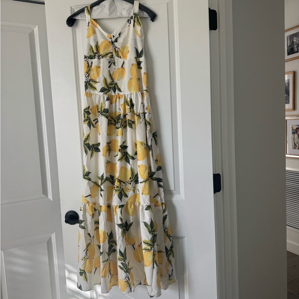 NWOT Lemon Print Maxi Dress
Never worn
🍋🍋🍋🍋 - Picture 5 of 10